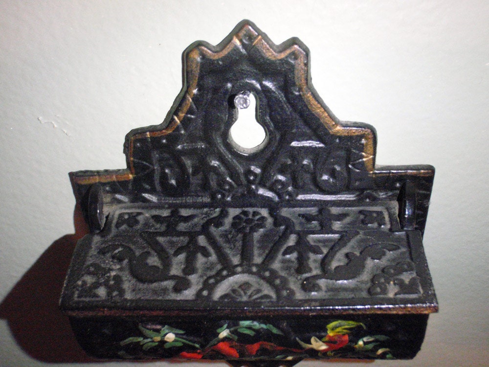 Cast iron matchbox wall hanging key box collectible