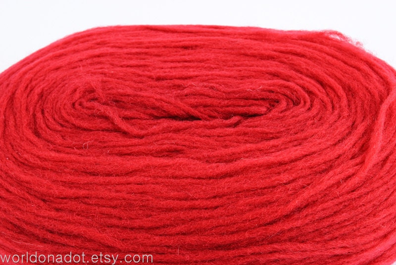 Thin Wool Pencil Roving/Pre-Yarn, Spinning, Felting or Knitting Fiber, Red FREE SHIPPING WORLDWIDE
