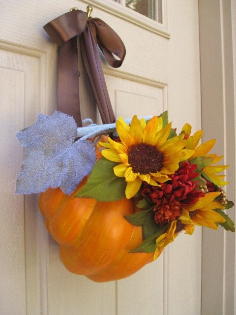 Pumpkin Wreath with Sunflowers, Yellow Rust Orange, Autumn Wreaths, Thanksgiving Wreaths, Fall Wreath, Harvest