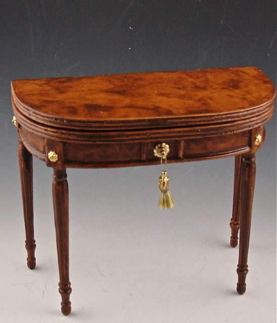 Dollhouse furniture, the dupont card table