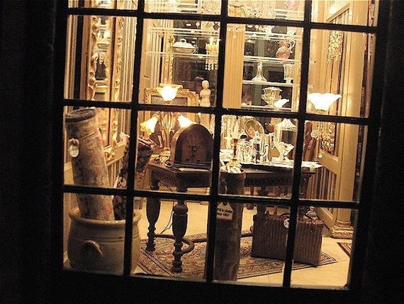 Windsor Shoppe twelfth scale antiques and rare books store
