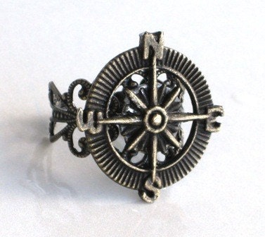 Steampunk - ADVENTURER COMPASS Ring - Antique Brass Bronze - Filigree Setting - Retro - Geekery - By GlazedBlackCherry
