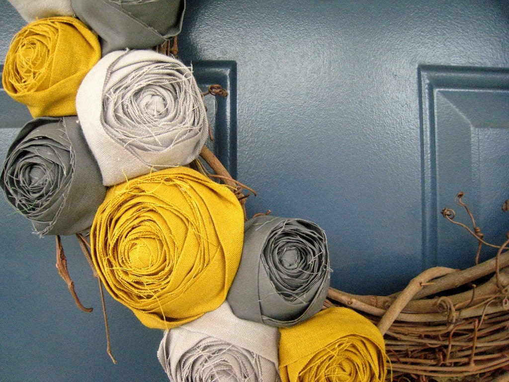 Made to Order - The Daphne - Fabric Rose Grapevine Wreath - 18 inch