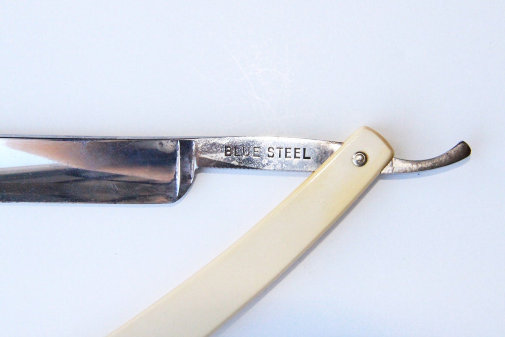 Squeaky Clean Blue Steel Straight Razor