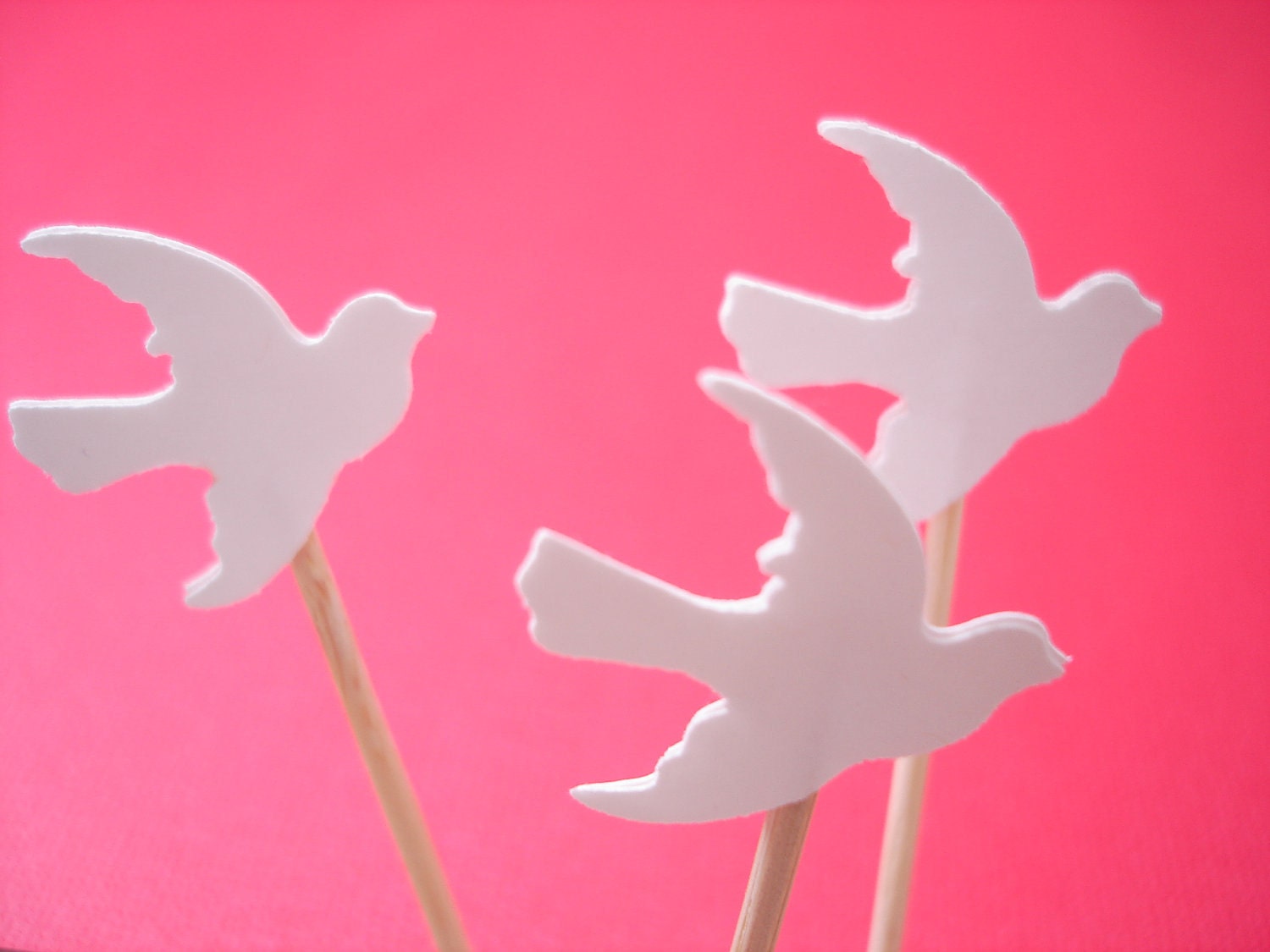 24 Wedding White Dove Bird Toothpicks Party Picks Food Picks Cupcake Toppers - No678