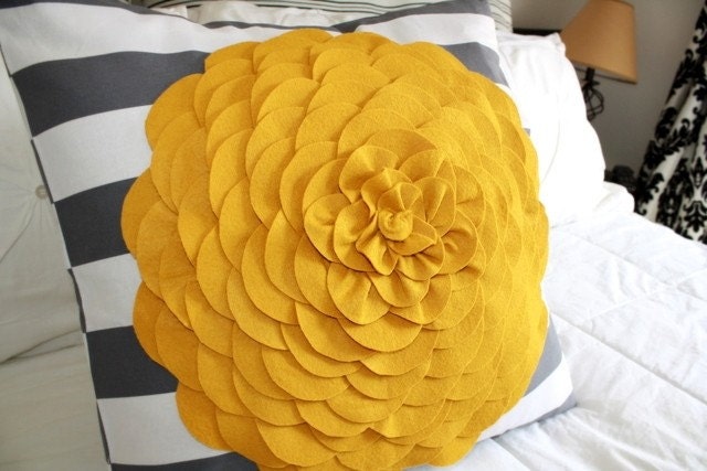 10% off sale A ray of sunshine pillow 20x20