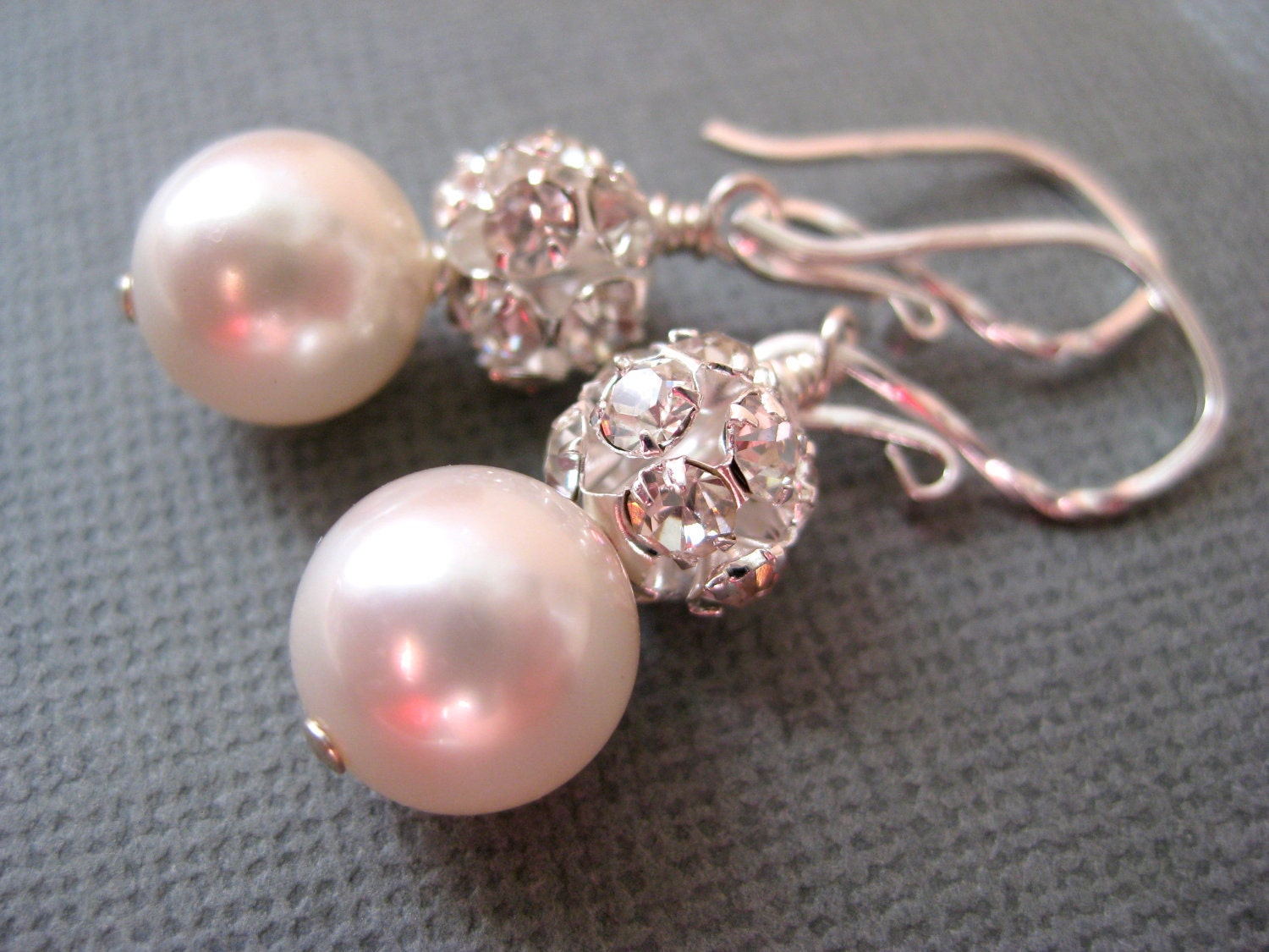 Bridal pearl earrings, Swarovski white pearl earrings, Swarovski crystal rhinestone earrings, Bridesmaid gift, Wedding jewelry