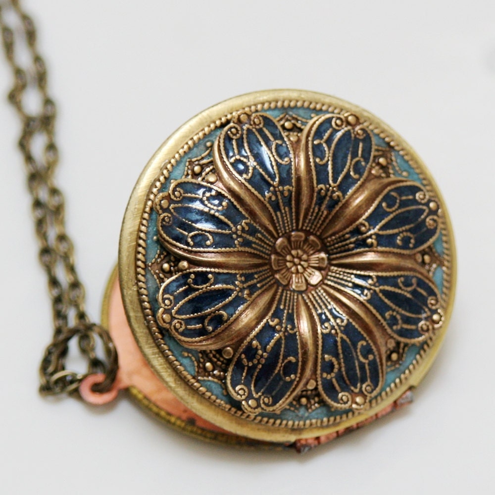 Locket, Poppy Flower Locket,Resin locket,Blue Locket,Enameled Wedding Necklace,photo locket , brass locket - vintage locket,38mm locket