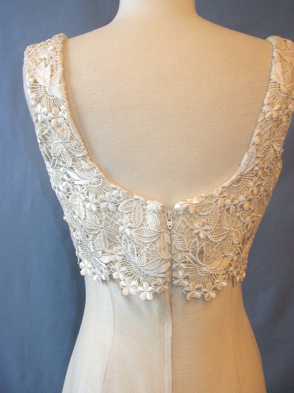 Gorgeous empire wedding dress by Carmela Sutera