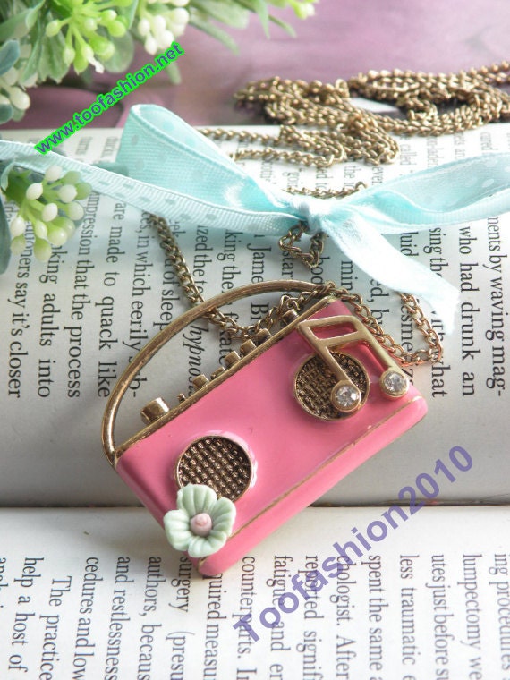 Pretty retro gold pink glaze radio tape recorder with resin flower note necklace pendant vintage style