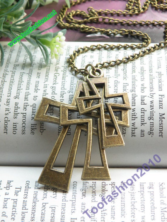 Pretty retro copper 3 crosses necklace pendant vintage style