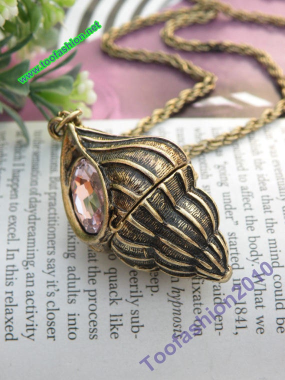 Pretty retro copper 3d trumpet shell can open locket necklace pendant jewelry vintage style