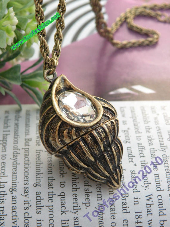 Pretty retro copper 3d trumpet shell can open locket necklace pendant jewelry vintage style 2