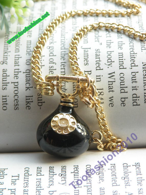Pretty retro gold black glaze telephone phone necklace pendant vintage style