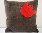 Tulip Appliqued Pillow Cover  - 16x16 inch