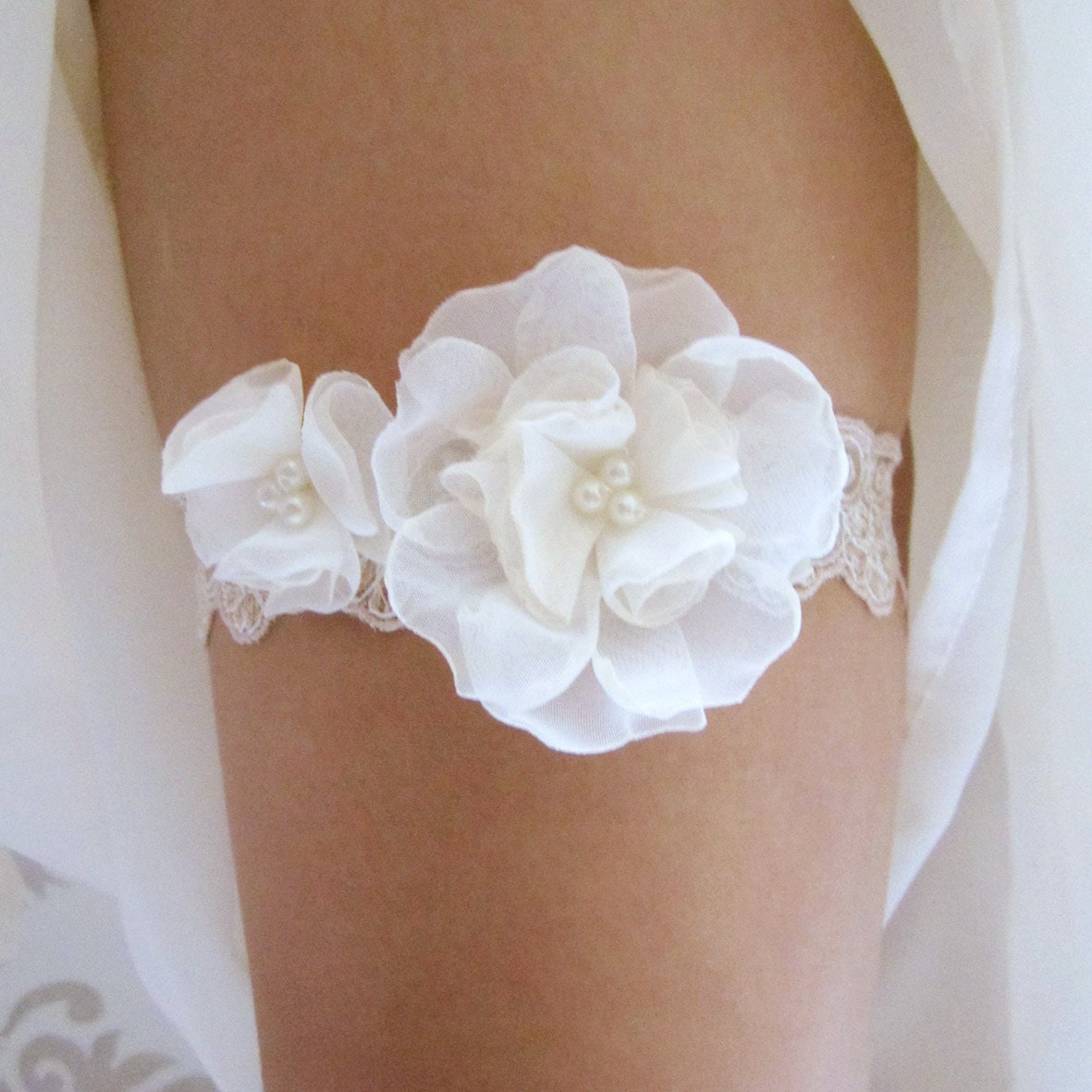 Bridal Garter French Jarretelle Wedding Garter Bridal Accessories : ELLE Pearls Light Cream Floral Embroidered Lace Garter