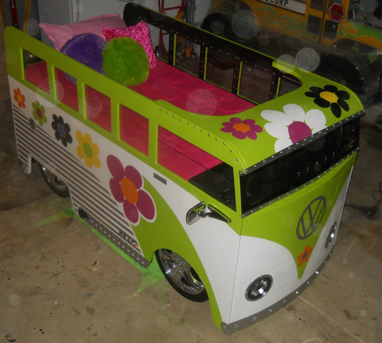 VW Bus Twin Bed Fantasy Themed Childres Bed w flatscreen tv for Jaymik81