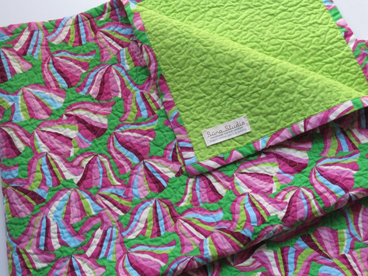 organic baby quilt / handmade / modern / tulips / girl / pink / green