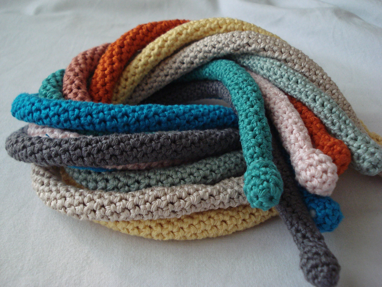 PDF Crochet Pattern - Crochet Tube Necklaces - a photo tutorial - Instant Download