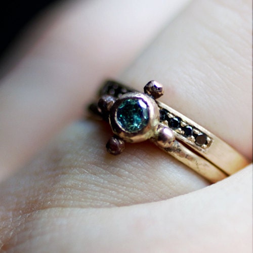 9 Diamonds & 14k Gold