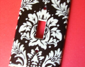 Brown and tan Damask Single LIght Swich Plate