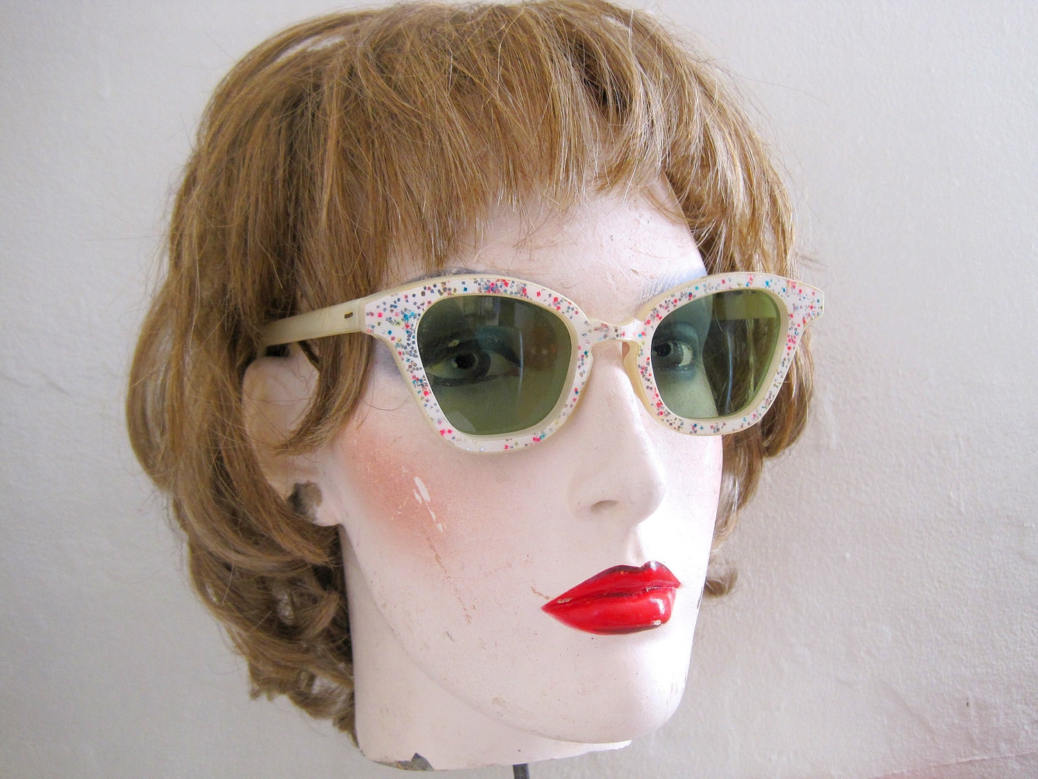 MIDCENTURY Confetti Glitter CAT EYE Pearl Sunglasses 50s