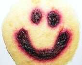 HAPPY Snacks (5 per pack) -fruit just got more FUN Smiley face fruit leather treats