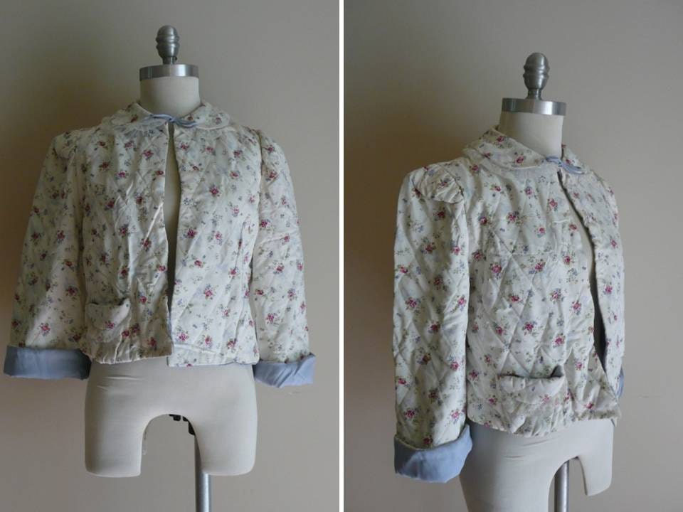 Vintage 1940s Breakfast in Bed Floral Bed Jacket