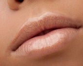 Nude Champagne Natural Shimmering Lip Tint - Tinted Lip Balm - Creamy Nude