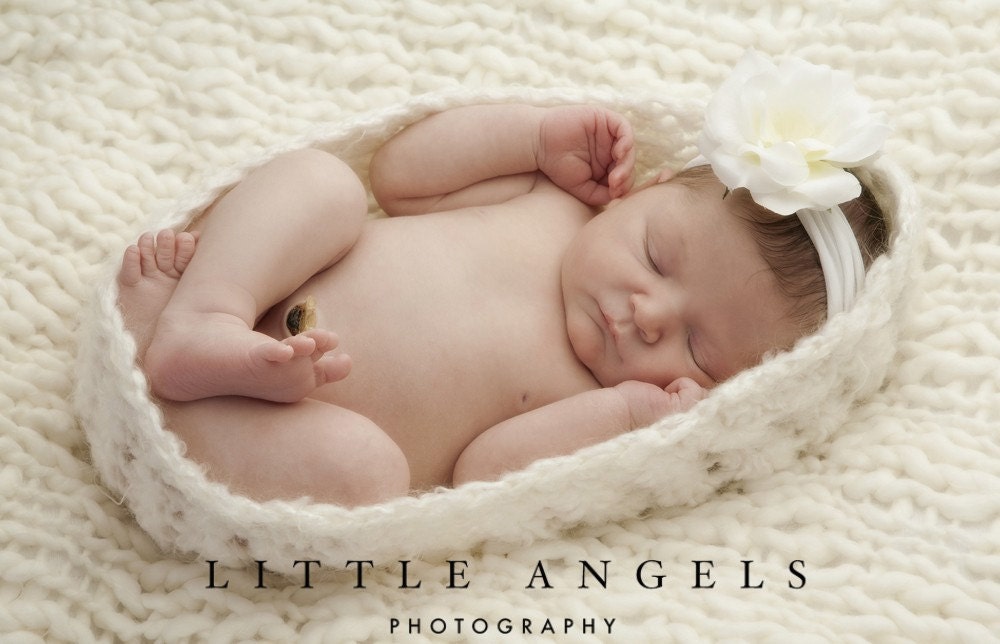 Grace Newborn Bowl Photography Prop Crochet Pattern (517)