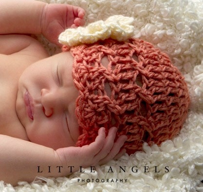 Cross-Stitch Cloche Hat Crochet Pattern (485)