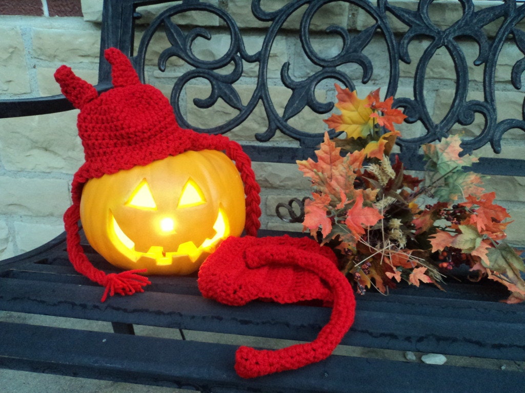 Little Devil Hat and Diaper Cover Photography Prop Crochet Pattern (578)