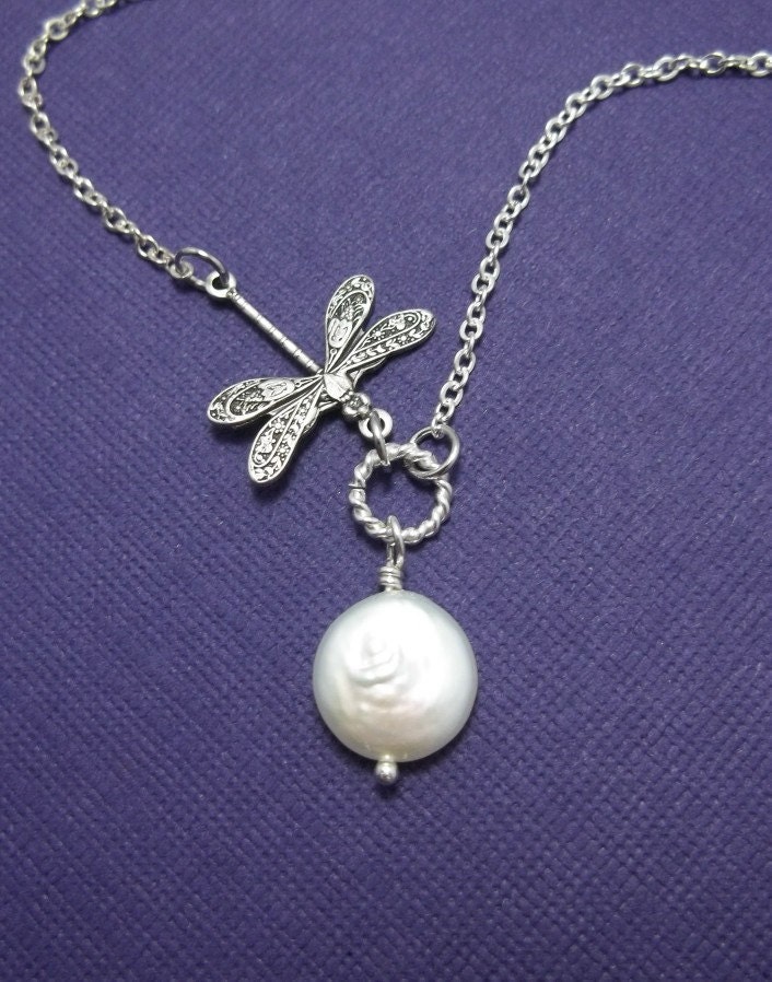 Dragonfly Necklace - Pearl Necklace, Dragonfly Jewelry, Bridesmaid Bridal Gift Idea, Wedding, Simple Silver Necklace, Unique Gift
