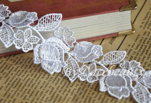 Venice Lace Rose Embroidery Lace Trim 1 1/2 Inches Wide 2 Yards