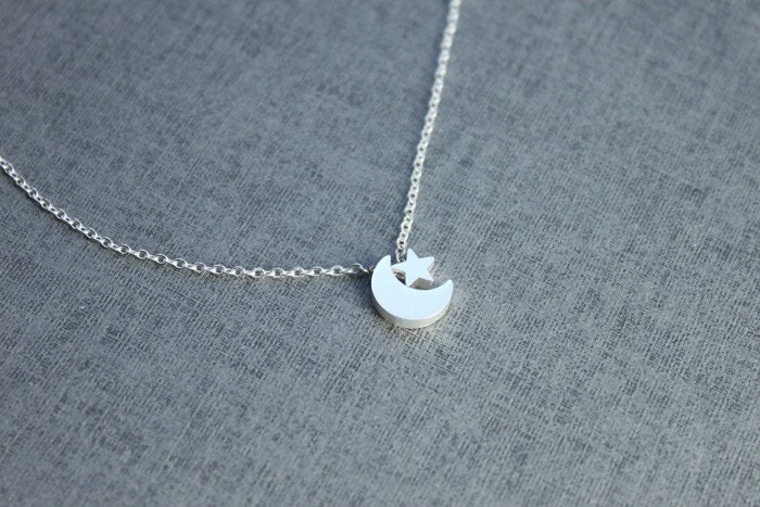simple Crescent and Star Necklace - S2032-1