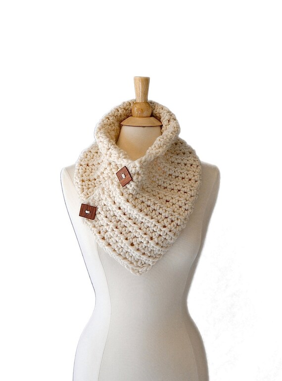 Winter White Fashion Cowl with Double Wooden Toggles, Fall Fashion Accessories