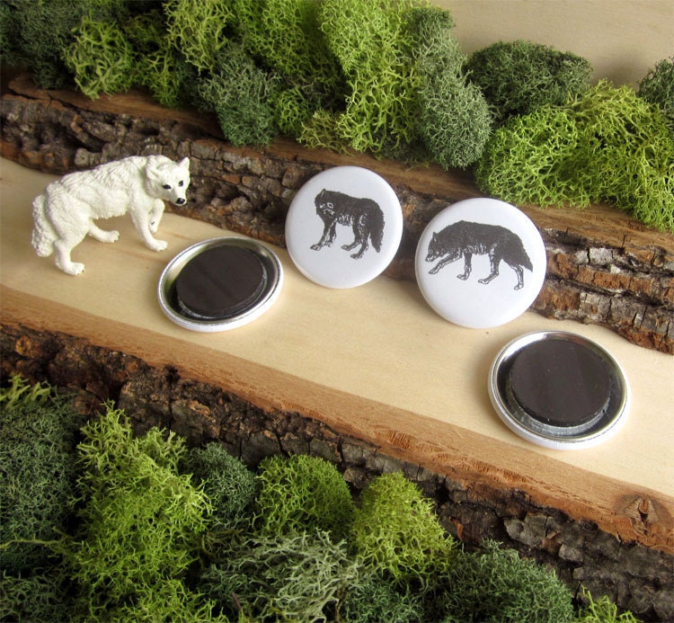 Gray Wolf Pair - Animal Magnet - 1.5" - From Natural Duality