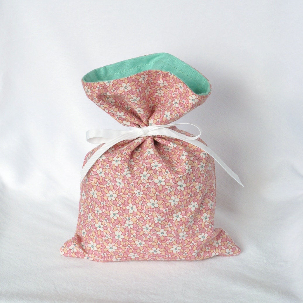 Fabric Gift Bag Itty Bitty - 1930's  Pink and Peach Flowers with Turquoise OOAK