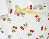 Fabric Gift Bag with Handles Medium - Sew Cherry Lori Hold of Bee in my Bonnet for Riley Blake Designs