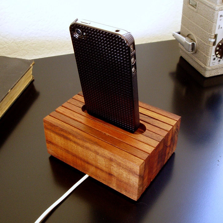 iPhone 4, 4S Cradle - Reclaimed Wood - iPhone Charger