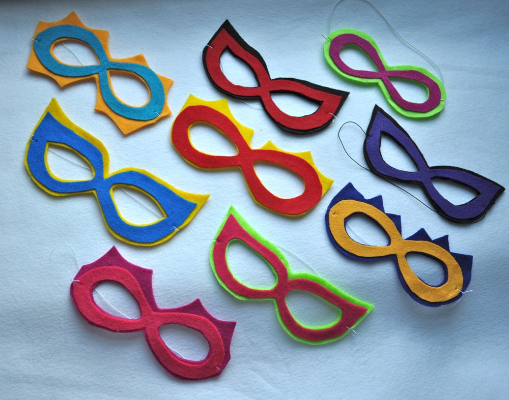 Set of ten - Superhero eye mask party pack