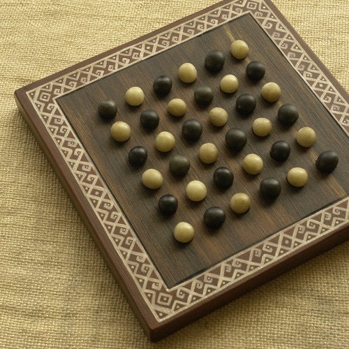 ANCIENT BOAR GAME  - Woodwork - Art - Handmade - Decoration - Gift - Wedding gift - Christmas gift:Konane (Hawaii).