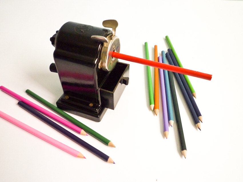 Vintage 50s Pencil Sharpener Bakelite ASW Modell 120 - EuroVintage Vintage 50s Pencil Sharpener Bakelite ASW Modell 120 - EuroVintage