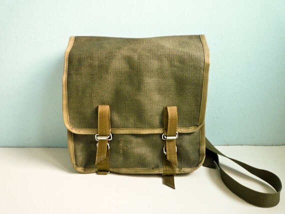 Vintage military bag green canvas messenger army