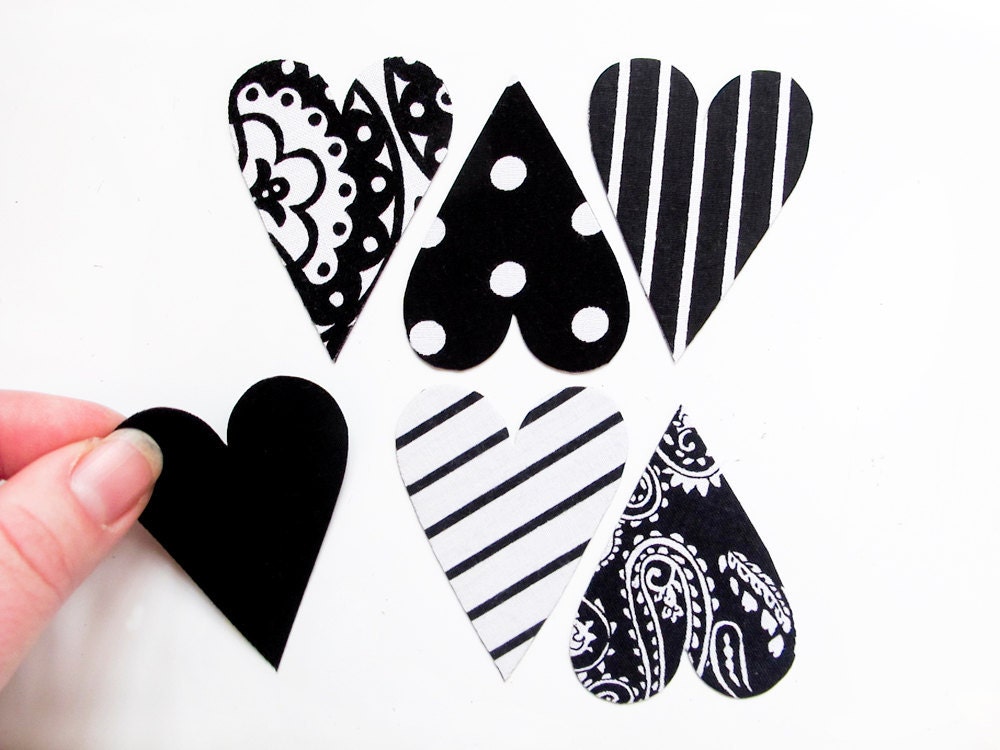 6 heart magnets - graphic black & white