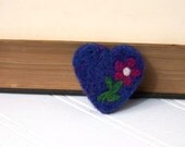 Wool Heart Pin, Needle Felted Brooch Flower design, Valentine's Day Fashion, Purple Violet Indigo Pink, gift for her