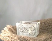 Sugar Holder Paisley and Dots Etched Glass