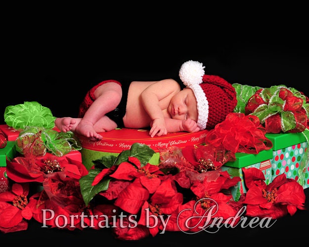 Baby Christmas Hat & Diaper Cover Set - Newborn or 0 to 3 Months - Cute Photography Prop