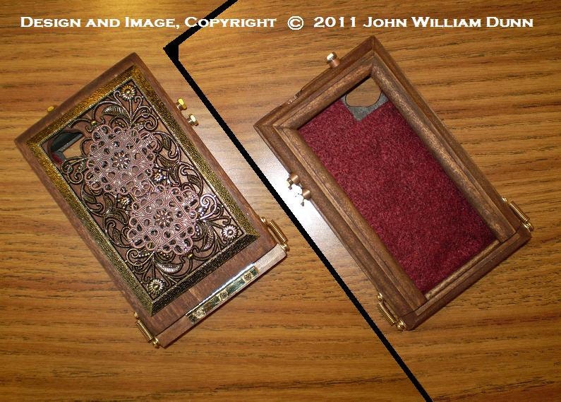 Steampunk Case for the Apple iPhone (R)  4 / 4s: The "iCog Dione" (TM)  "Diana" Edition