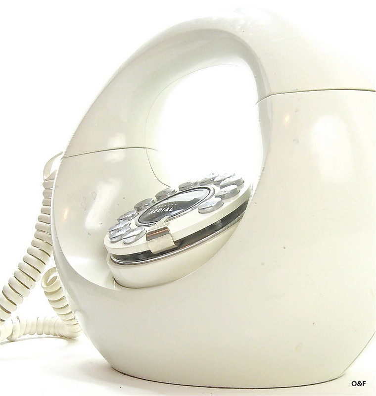 A Powdered Donut Phone by Polyconcepts 1980s